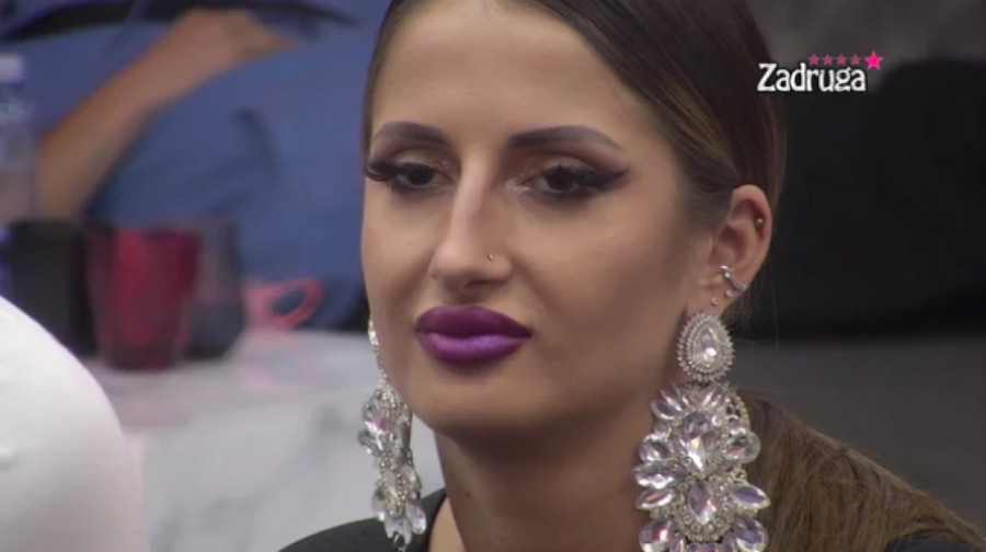 PJEVAČICA MU JE SASULA SVE U LICE! Pukla ljubav, raskinuli Sandra i Filip Car