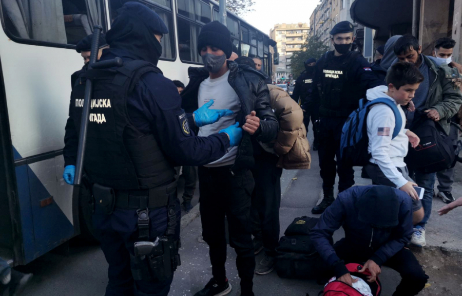 VELIKA AKCIJA U BEOGRADU Policija pronašla 79 ilegalnih migranata!