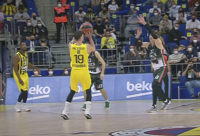 DOMINACIJA FENERA "Ulker arena" velika za Uniks, Đorđevićeva ekipa demolirala goste iz Rusije!