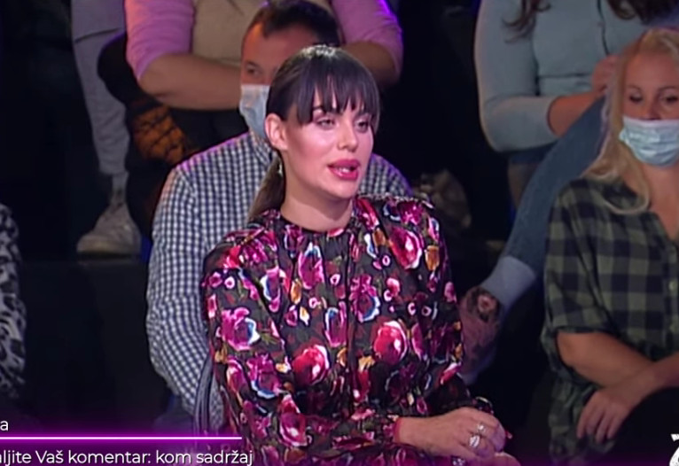 MINA VRBAŠKI PONOVO PONIZILA MILICU, PA OPLELA PO MENSURU: Koliko god da me spominje negativno ja nju žalim! (VIDEO)