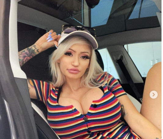 TIP KOJI TRAŽI DA PODIJELIMO RAČUN JE LUZER! Instagram zvijezda šokirala: Ako muškarac pozove na sastanak, on treba i da plati! (VIDEO)