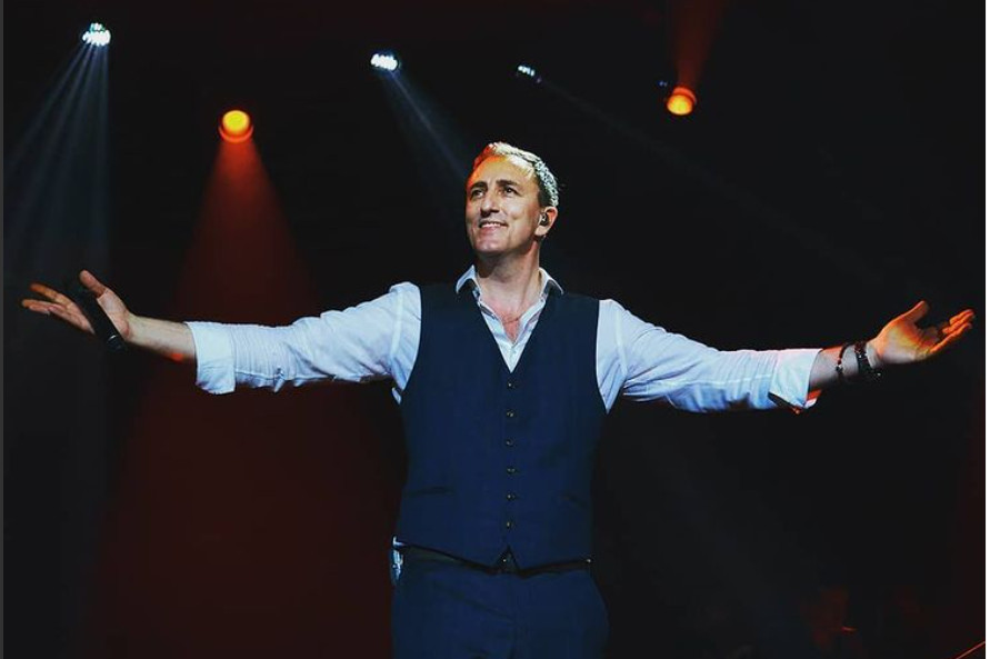 SERGEJ ĆETKOVIĆ SE POSLE TRI GODINE VRAĆA PRED BEOGRADSKU PUBLIKU: Ovaj koncert će biti i najava njegovog sedmog studijskog albuma pod nazivom „Kofer“