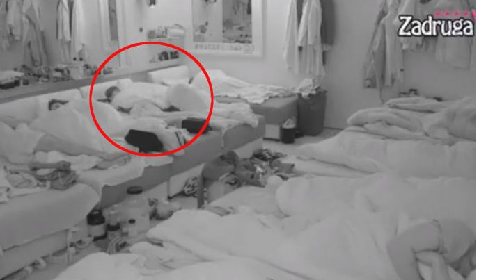 POMJERIO SE JORGAN, SVE SE VIDJELO! Pred punom sobom zadrugari imali VRELU AKCIJU - dobio šta je tražio pa otišao (VIDEO)