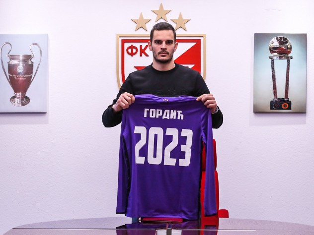 OSTAJE U ZVEZDI Mladi golman produžio ugovor sa klubom