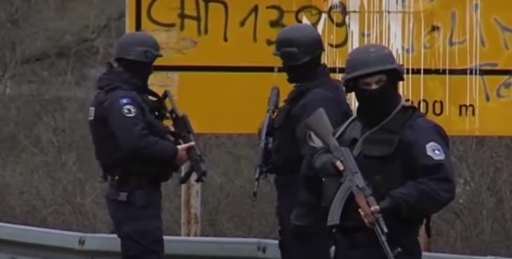UHAPŠENI ISLAMSKI TERORISTI Velika akcija na KiM, zaplijenjeno oružje, eksploziv i novac