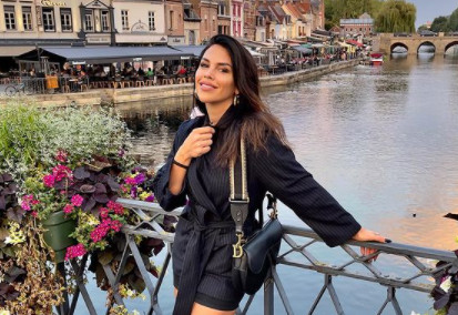 NEKAD JE BILA BLAJHANA PLAVUŠA Kaja Ostojić nekada i sad, pevačica kao da ne stari (FOTO)