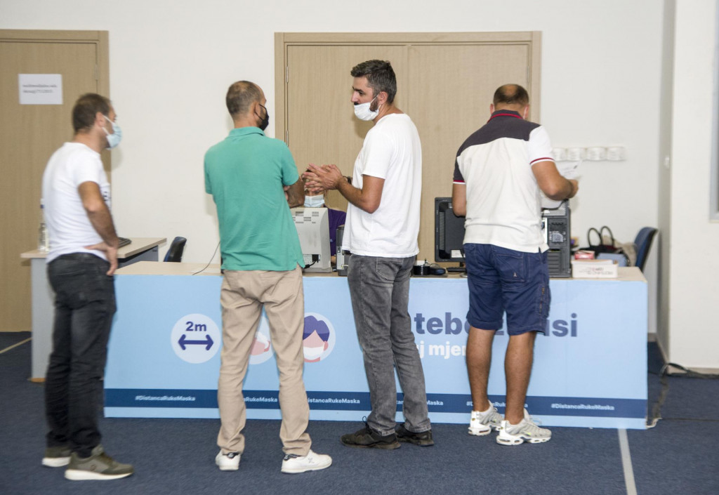 Vakcinisano 56,3 odsto punoljetnog stanovništva