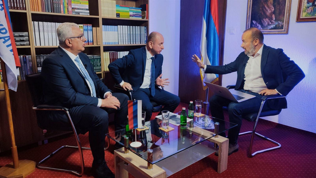 KNEŽEVIĆ NAGLAŠAVA Ako nastave pojedini eksperti da rade ovim tempom Crna Gora će da bankrotira!