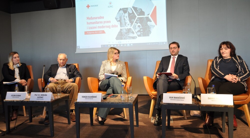 CRVENI KRST POZIVA: Edukovati mlade o Međunarodnom humanitarnom pravu