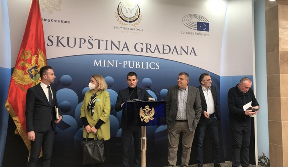 DF SE VRAĆA U SKUPŠTINU, Do kraja decembra makar dvije sjednice