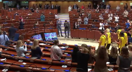 KAD BOSANCI NAPRAVE ZABAVU Dubioza kolektiv na noge digla evropejce u Strazburu