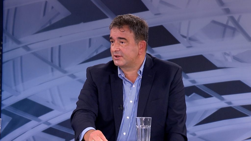 MEDOJEVIĆ NAPRAVIO HAOS Raskrinkao Vijesti, Šolaka, Mila Đukanovića...