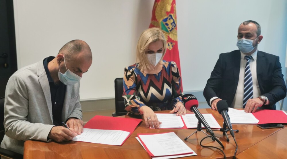JELENA BOROVINIĆ BOJOVIĆ: Ne možemo samo kritikovati i očekivati da Ministarstvo zdravlja koje je naslijedilo veliki niz problema koji se vuku već decenijama čarobnim štapićem riješi sve probleme