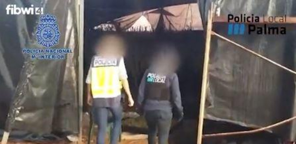 RAZBIJENA VELIKA PLANTAŽA MARIHUANE Španska policija zaplijenila oko 150 kilograma droge, uhapšena dva Bugarina (VIDEO)