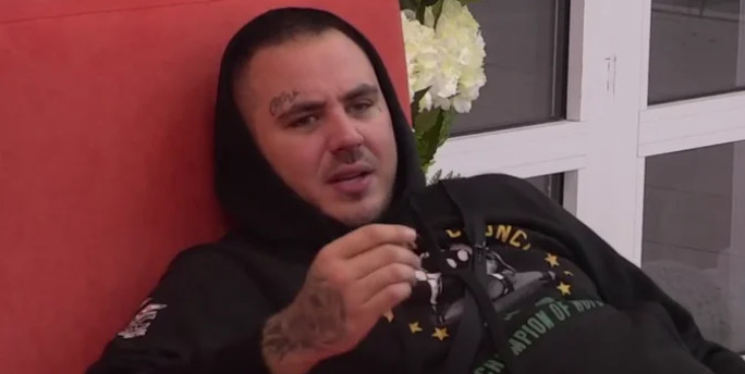 'LAŽEŠ, BEZOBRAZNA SI I SITNIČAVA!' Car sasuo Dalili sve u lice, pa istakao da će je naučiti ovo! (VIDEO)