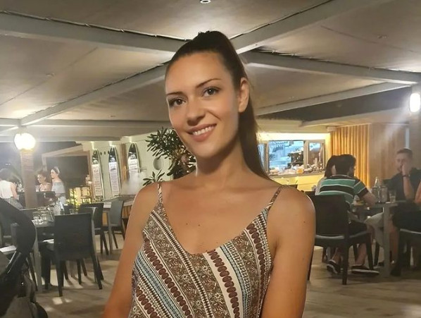 NEKADA VELIKI Estradni potencijal - Danas ljekarka! (FOTO)