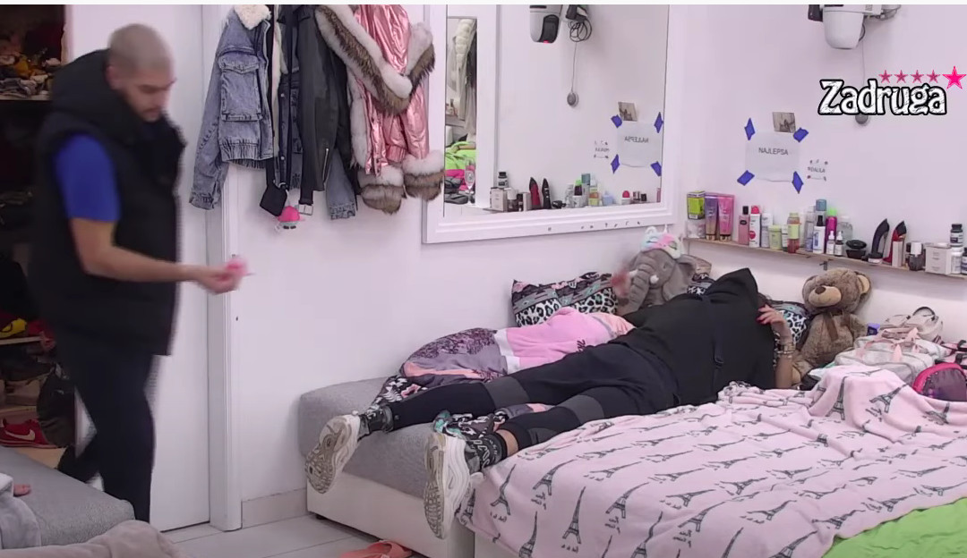 ŠOK! Dejan prošao pored Dalile i Cara! Filipova rekacija će IZNENADITI SVE! (VIDEO)