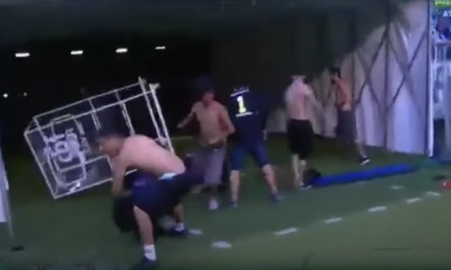 POLOMILI VAR OPREMU Huligani Gremija napravili haos na stadionu!