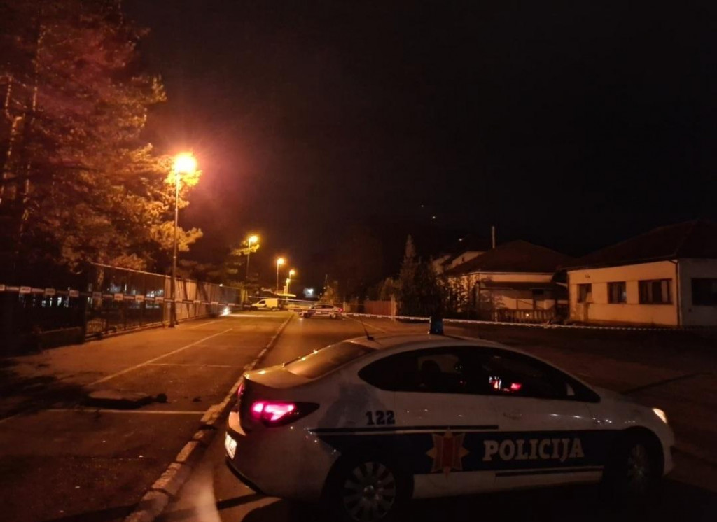 BERANAC UHAPŠEN, DRUGI U BJEKSTVU: Ispalili 20 projektila na Kastrata i Sujkovića