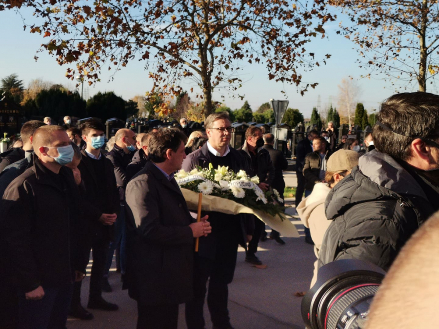 ALEKSANDAR VUČIĆ ODAO POČAST Predsjednik Srbije na posljednjem ispraćaju Marinka Rokvića