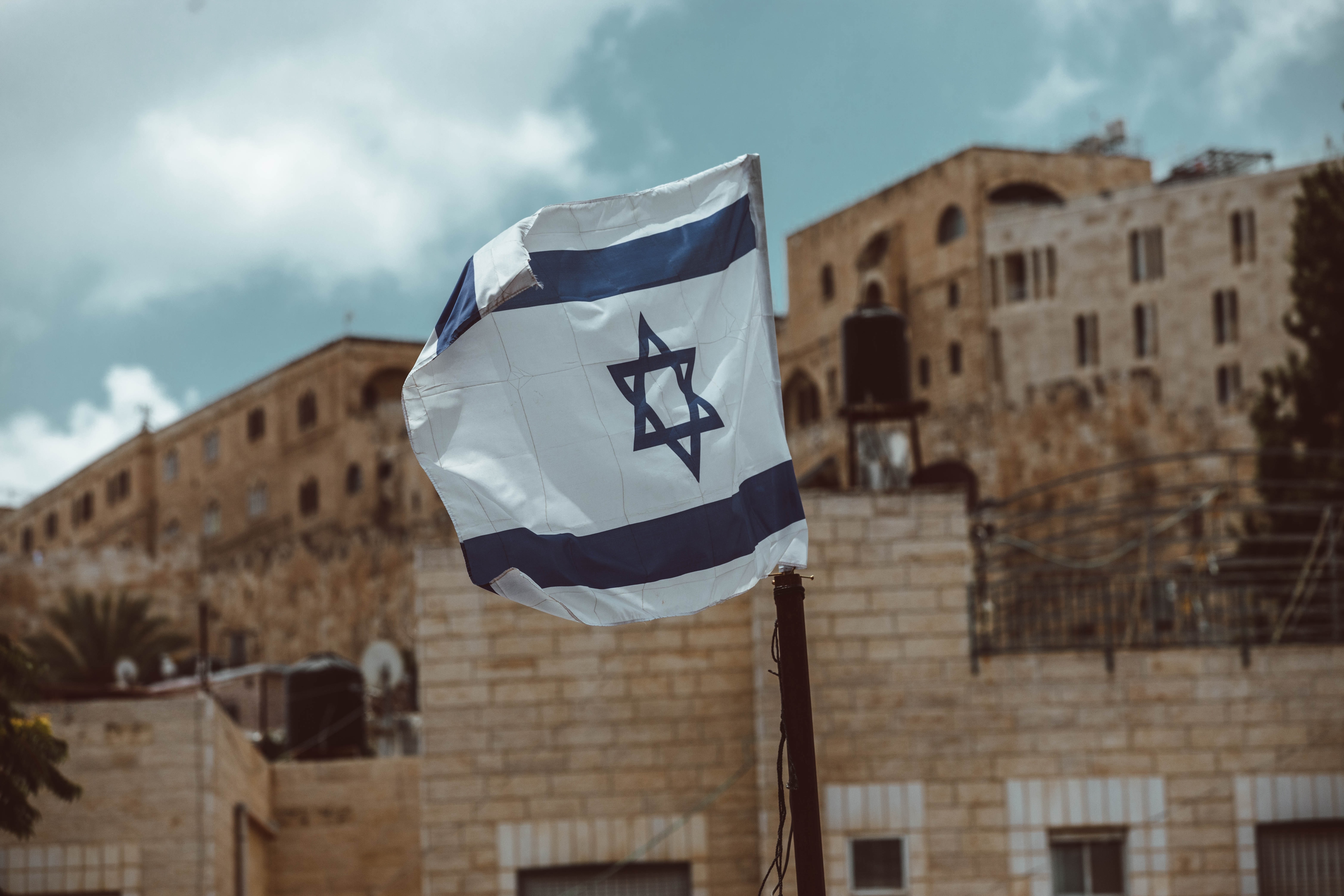 NOVI INCIDENT Palestinci zapalili jevrejsko svetilište na Zapadnoj Obali