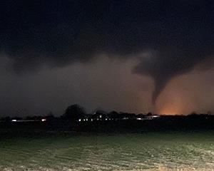 TORNADO ODNIO DVA LJUDSKA ŽIVOTA Povrijeđeno nekoliko osoba u Domu za stare