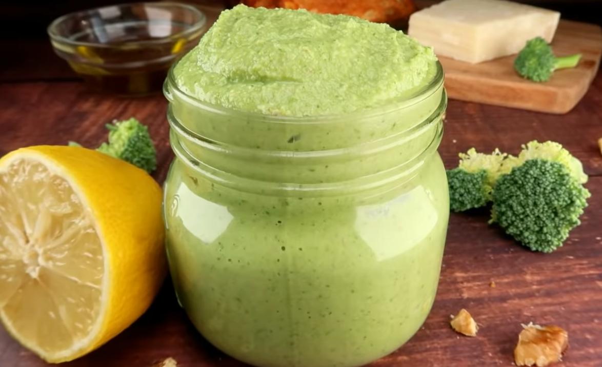 DOMAĆI PESTO OD BROKOLIJA: Spremno za pet minuta, a najbolje je kada se pomiješa sa tjesteninom (VIDEO)