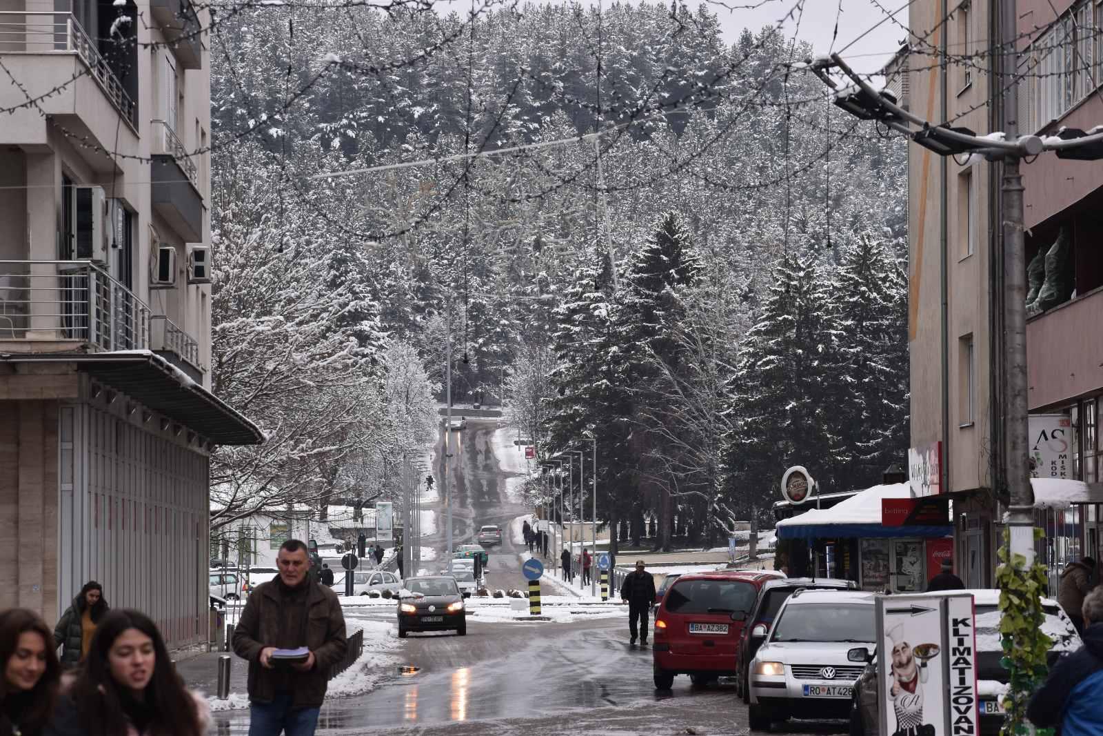 EVO KAKVO NAS VRIJEME OČEKUJE SJUTRA: Onima na sjeveru zemlje ne preporučujemo izlaze bez šala