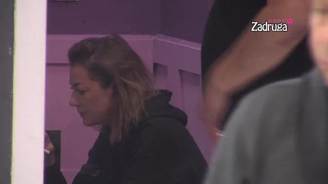 "KLOŠARKO JEDNA!" Miki osuo paljbu po Sandri Rešić: "Grabiš kadar preko Dejana. Očajna si, glumica loša!"  (VIDEO)