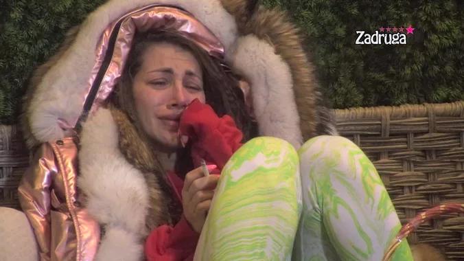 RAZARAJUĆA SCENA! Dejan postavio samo jedno pitanje Dalili, ona se GUŠILA U SUZAMA! (VIDEO)