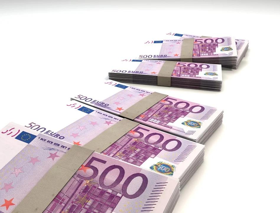 DANAŠNJI DUG JEDNAK JE SJUTRAŠNJOJ BIJEDI: Milioner žali što djecu nije naučio ovih šest lekcija o novcu!