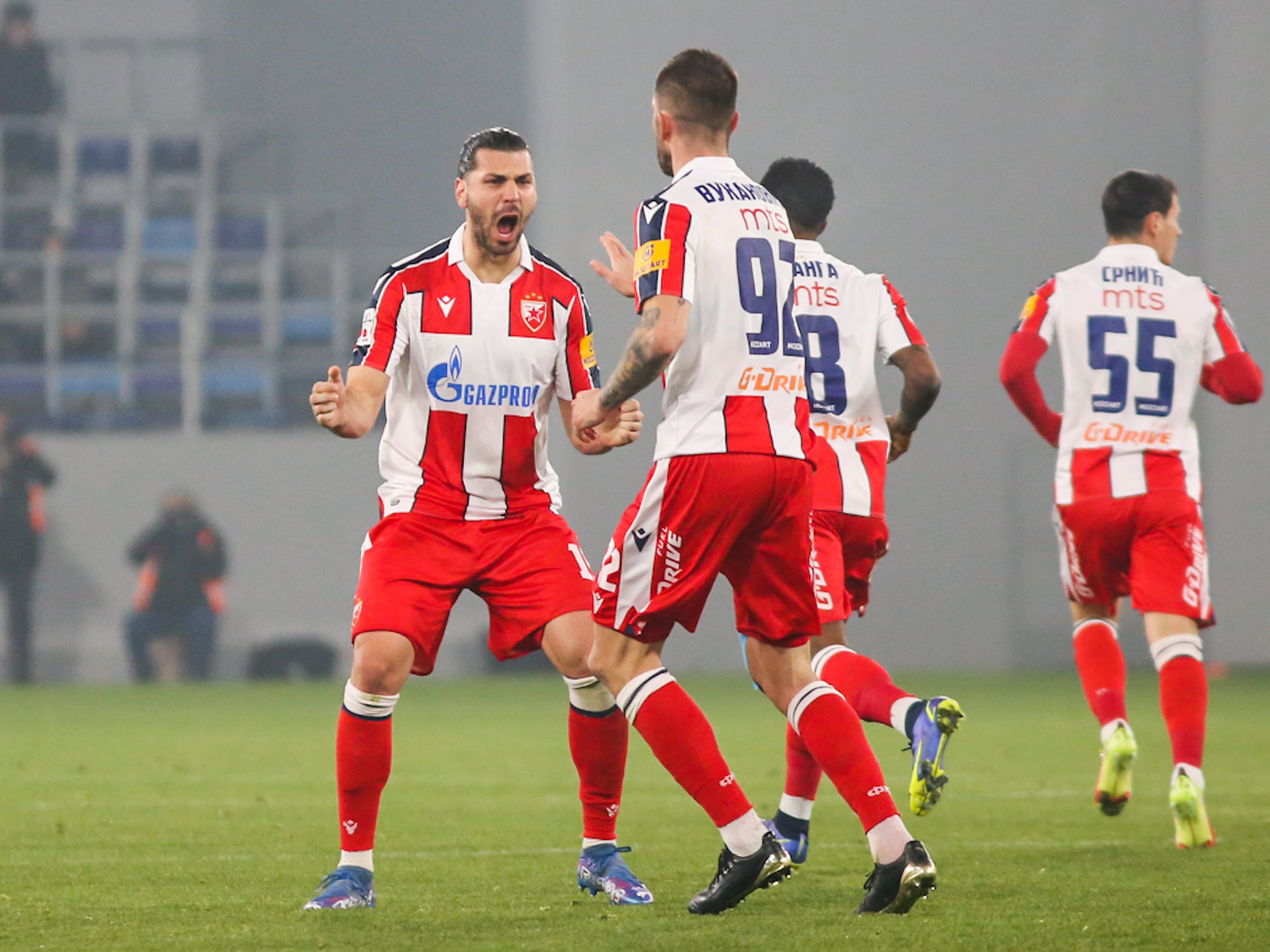 JOŠ JEDAN ODLAZAK SA ''MARAKANE'' Heroj crveno-belih napušta Zvezdu!