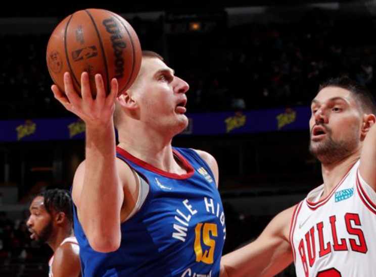 MVP ZA ISTORIJU Jokić prestigao još jednu legendu u broju tripl-dabl mečeva!