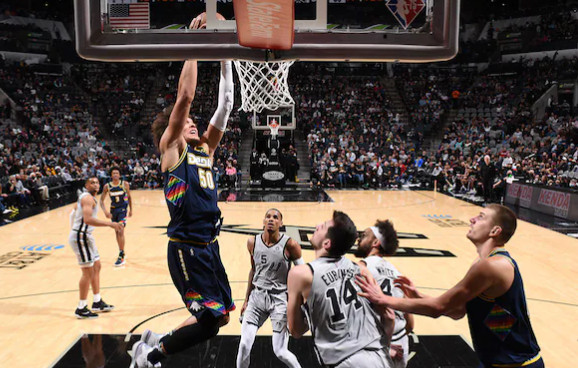 SADA I ZVANIČNO Jokić dobio pomoć, bivši ol - star stigao u Denver