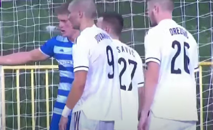 STIŽU MILIONI NA BANOVO BRDO? Slavni klub želi napadača Čukaričkog!