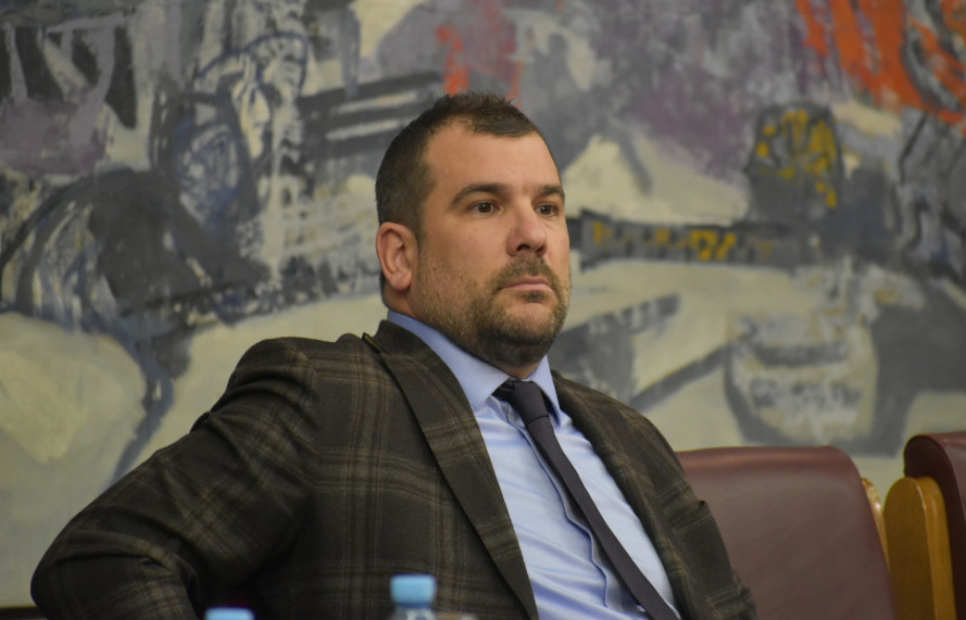 Krapović Abazoviću: Zašto ste za ministre odabrali one koje optužujete za najteža djela