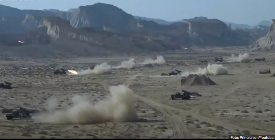 IRAN ISPALIO KRSTAREĆE RAKETE Revolucionarna garda spalila sve pred sobom (VIDEO)