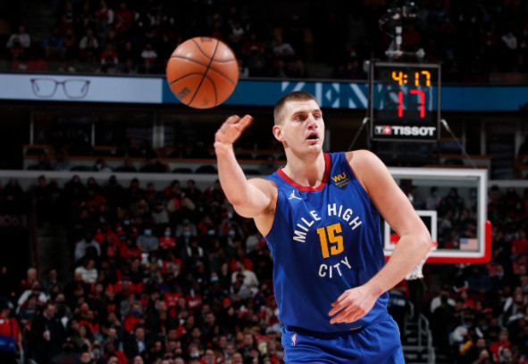 JOKIĆ PIŠE ISTORIJU! Nema mu ravnog u NBA ligi!