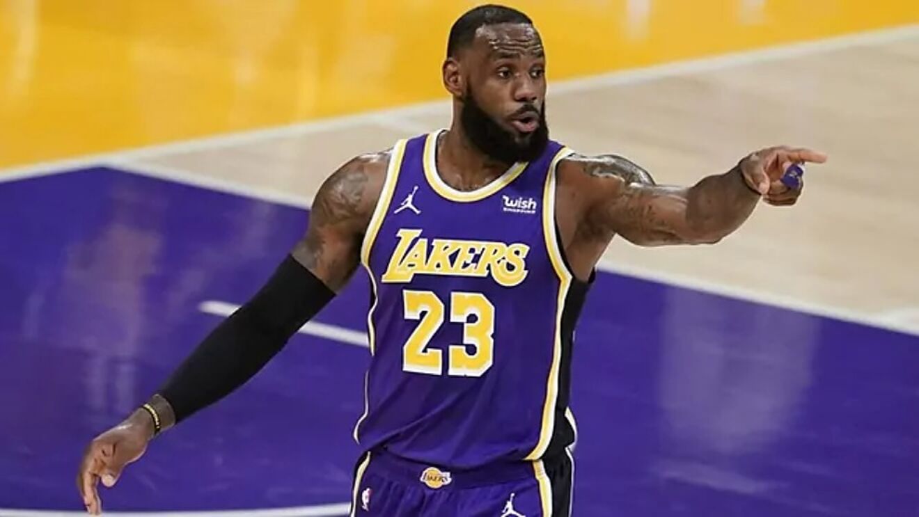 LEBRON BEZ ZADŠKE: Na tribinama u Bostonu su je**ni rasisti!