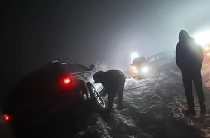 DRAMA NA MALJENU Zavejano 17 osoba, među njima ima i djece, u toku akcija Gorske službe! (FOTO)