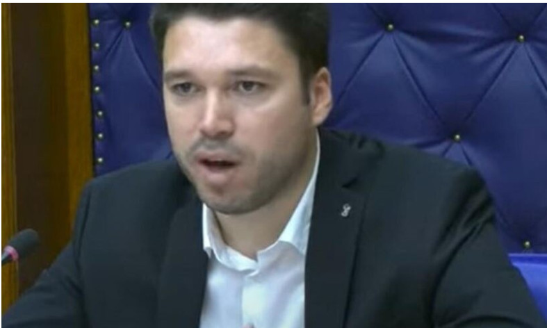 NAROD IH POSLAO NA SMETLIŠTE ISTORIJE, URA IH VRAĆA Izabran predsjednik Državne izborne komisije