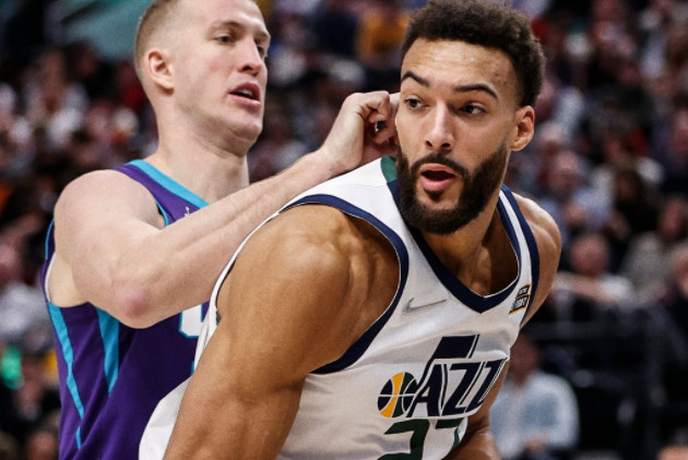 NAVIJAČI REKLI SVOJE Izabran najljepši dres u istoriji NBA lige! (FOTO)