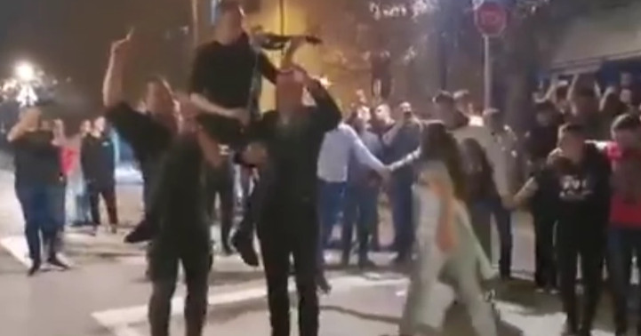 PLJEVLJACI SE RADOVALI UNAPRIJED Šarićevi zemljaci slavili njegov izlazak iz zatvora mjesec dana prije! (VIDEO)