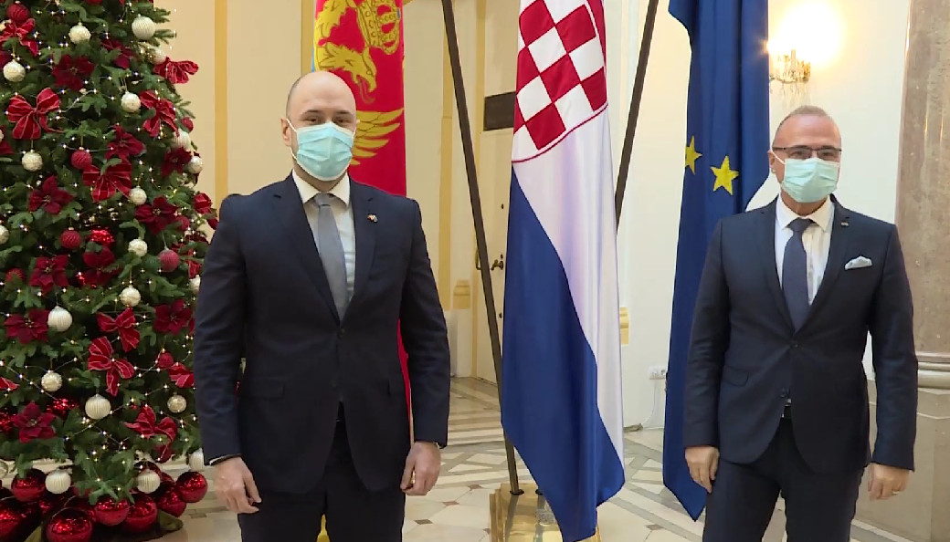 RADULOVIĆU DRAŽI HRVATI Sraman odnos ministra prema žrtvama iz sopstvenog naroda!