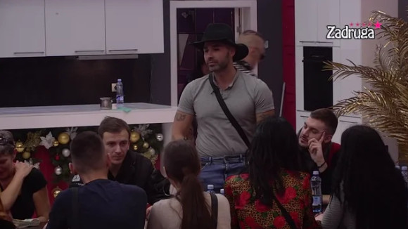 ŽESTOKO! Sale Luks bez dlake na jeziku ponizio Gruju zbog PREVARE! (VIDEO)