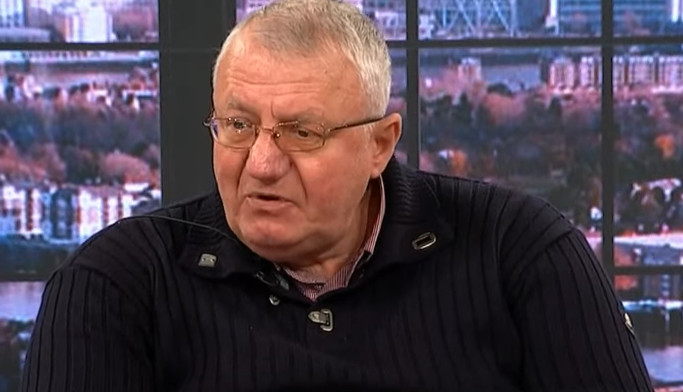ŠEŠELJ SE POVLAČI Srpski narod me odbacio, SRS će voditi novi predsjednik