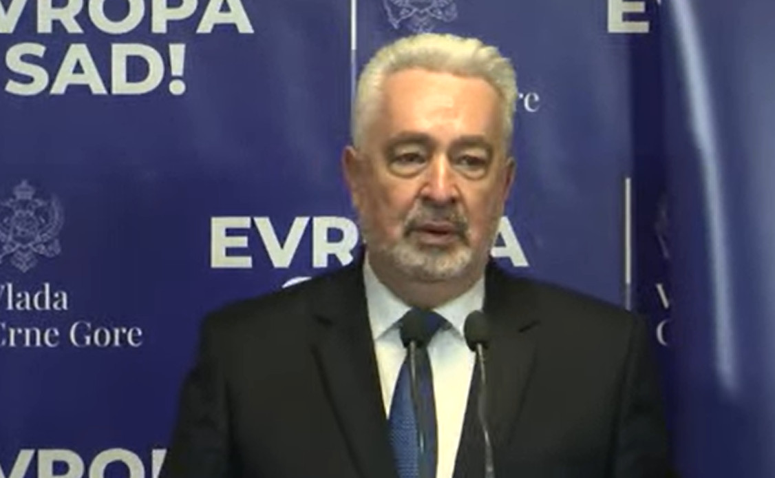 VIDEO – LAPSUS ZDRAVKA KRIVOKAPIĆA: „Očekujem ubjedljivu pobjedu Đukanovića“