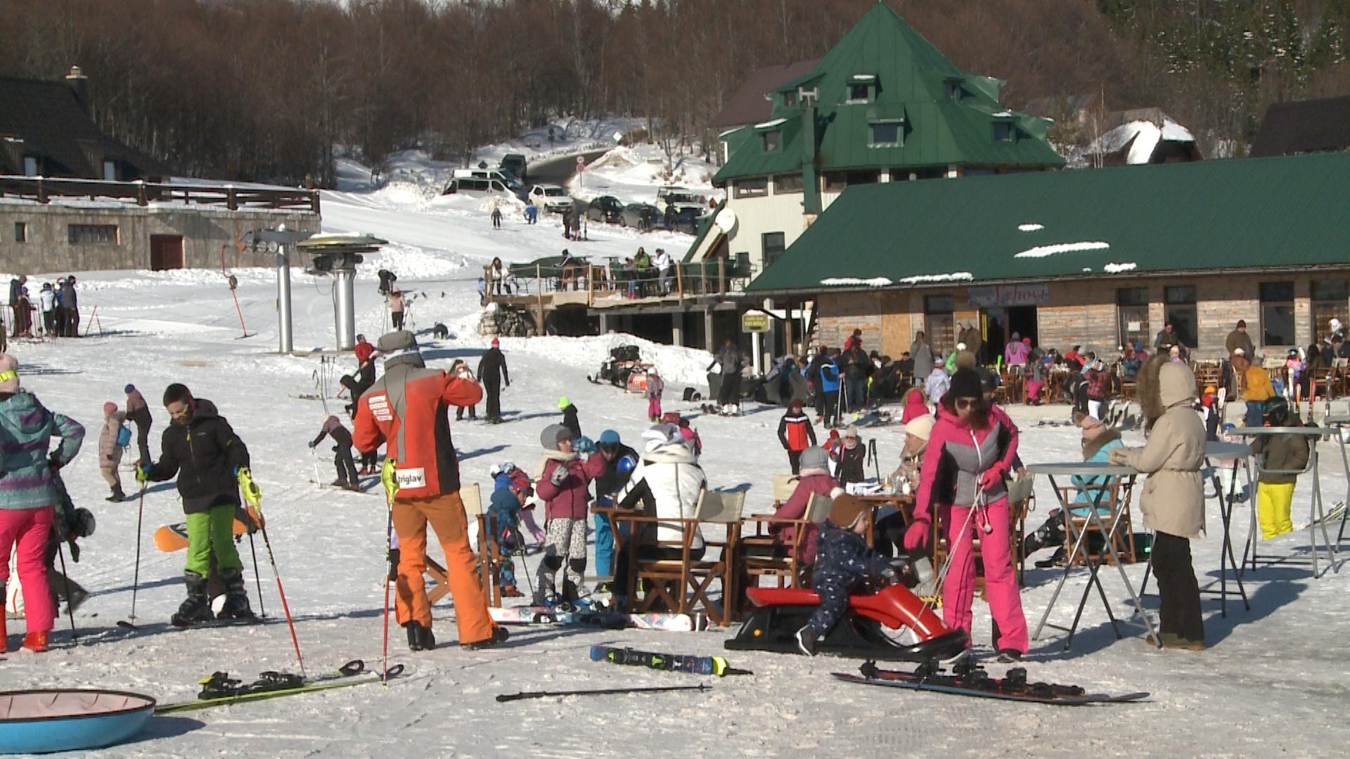 UPRKOS MJERAMA Posjeta skijalištu Savin kuk rekordna