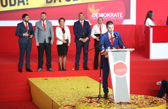 DEMOKRATE: Gdje je kraj poniženjima u ovoj cirkusijadi zvanoj manjinska DPS Vlada?