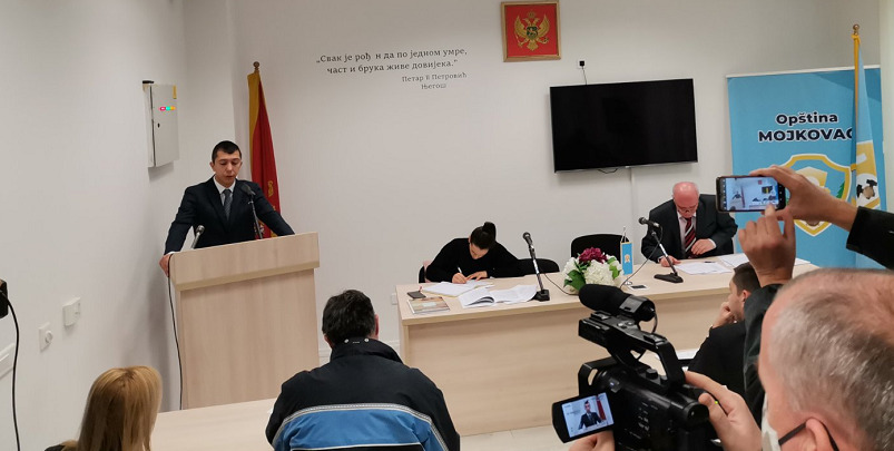 JANKETIĆ IZABRAN ZA NOVOG PREDSJEDNIKA SKUPŠTINE Njega je podržalo 17 odbornika